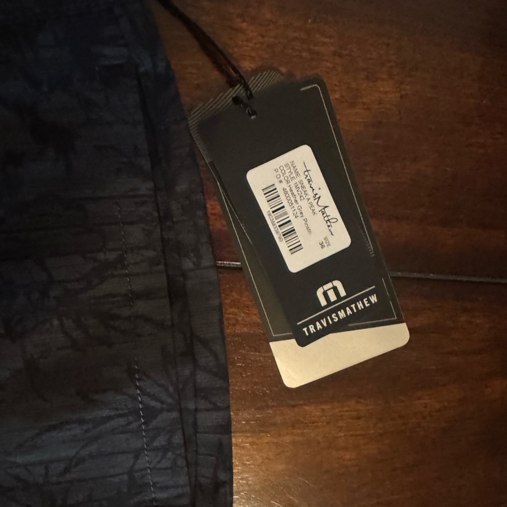 NWT Travis Mathew Men's Shorts - Sneak A Peak - 36 - Picture 3 of 7